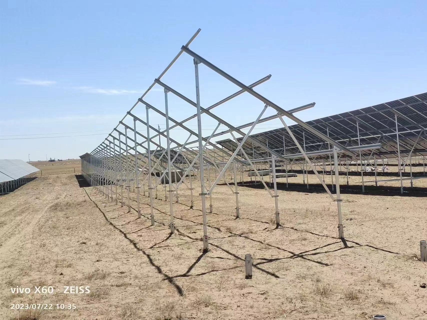 Komponenty aluminiowe w instalacjach fotowoltaicznych w Polsce w 2022 roku