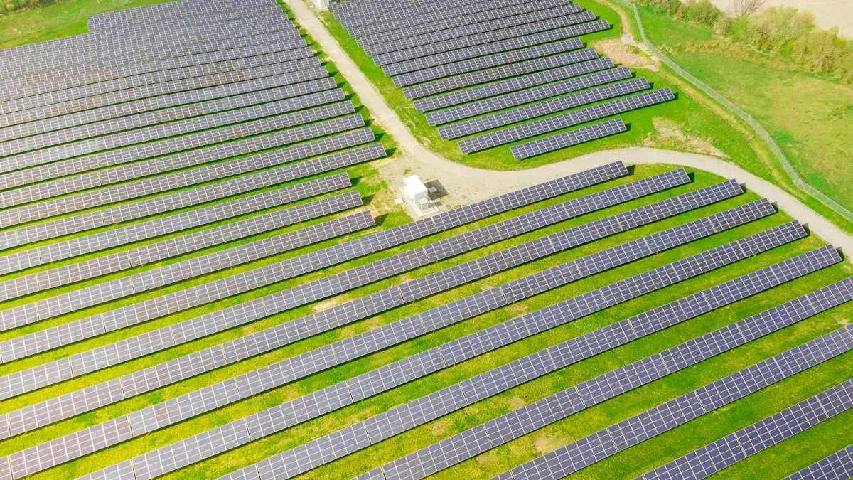 Czy energia słoneczna odnawialna？