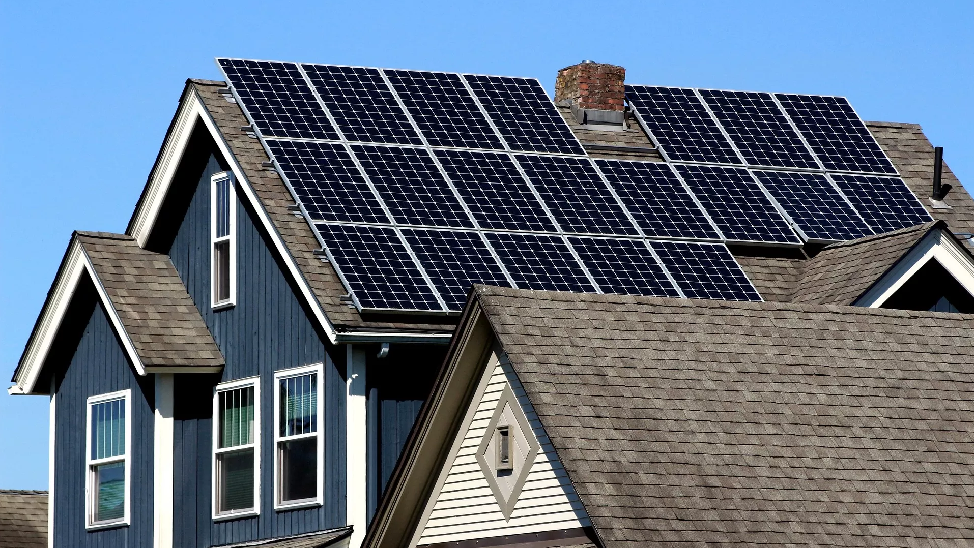 Wydajność systemów montażu paneli słonecznych w ekstremalnych klimatach: studia przypadków i dane