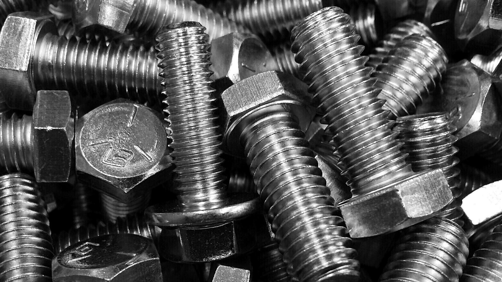 Kompleksowy przewodnik po materiałach złączowych: jak wybrać odpowiedni materiał